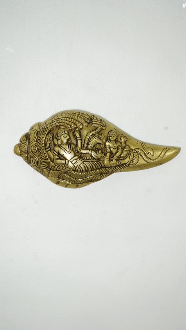 Antique Brass Shankh Plate Wall Hanging for Vastu & Home Decor